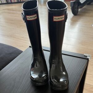 Hunter Glossy Black Tall Boots
